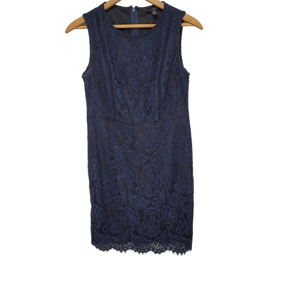 Banana Republic Factory Navy Lace Sleeveless Dress size 0P Flawed Feminine Girly